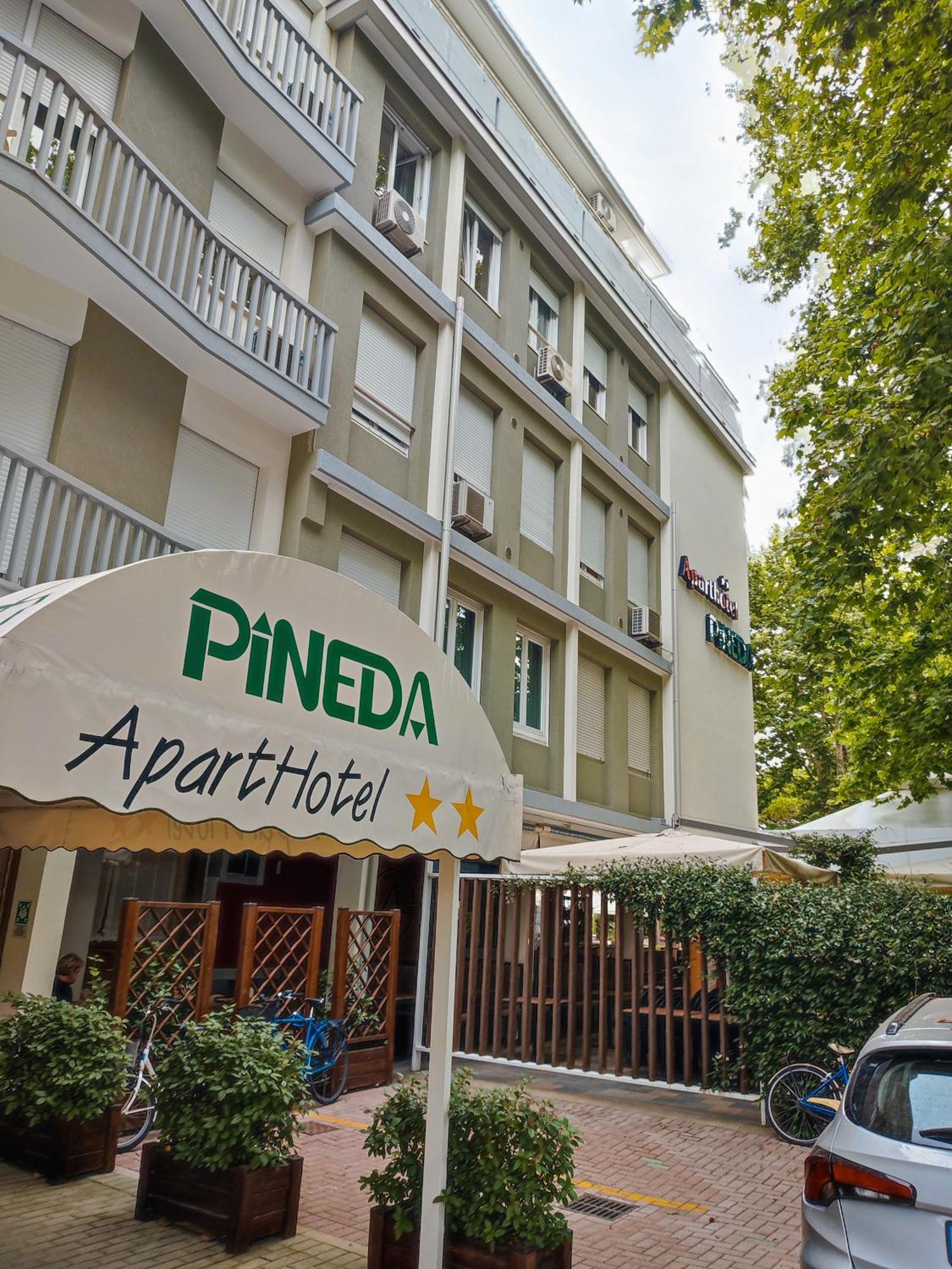 Aparthotel Pineda Бібіоне Екстер'єр фото